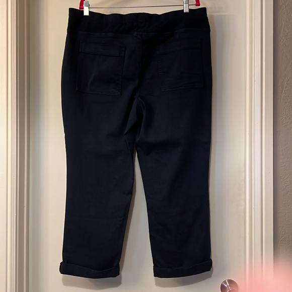 NYDJ Size 14 Women's Navy Cuffed Cropped Pants - Picture 2 of 10